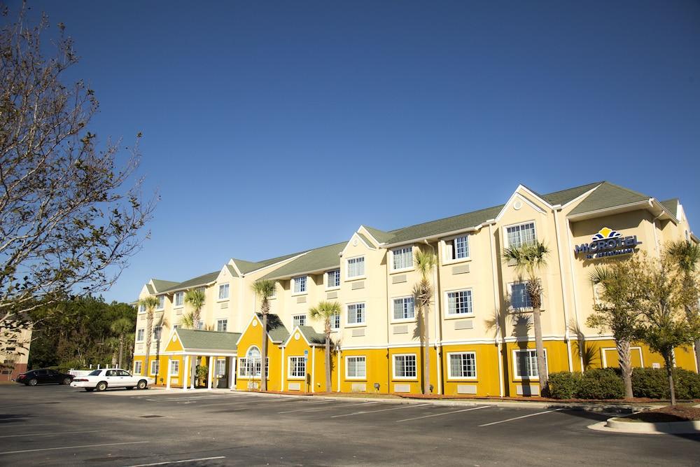 Microtel Inn & Suites By Wyndham Панама Сити Екстериор снимка